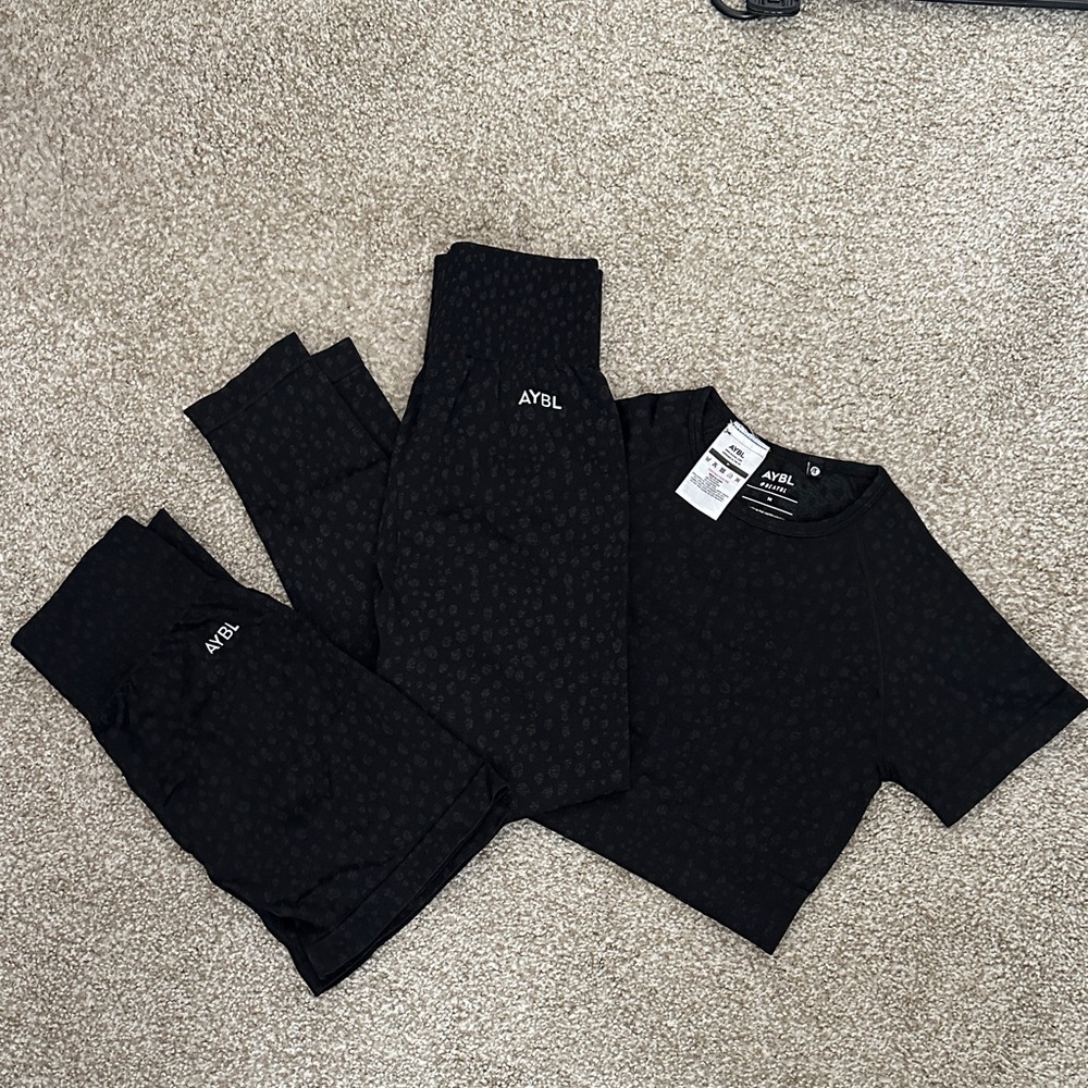 AYBL Black Speckle Seamless Activewear Set (Top, Leggings & Shorts)